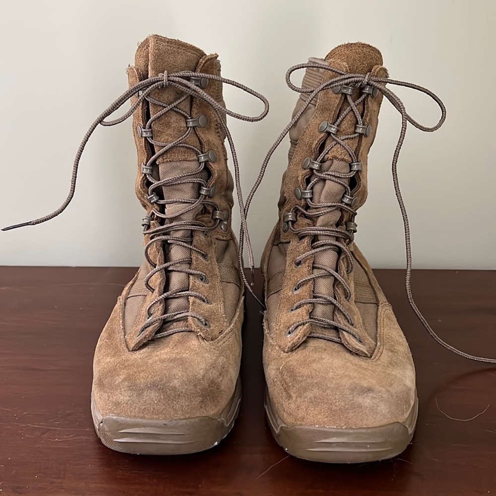 Danner Reckoning 8" Coyote GTX EGA - Size 11.5 - Gently Used Good Condition